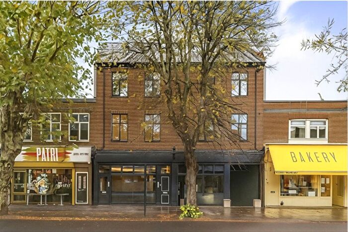 1 Bedroom Flat To Rent In Northfield Avenue, West Ealing, W13