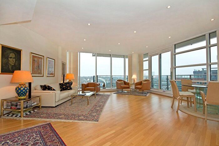 3 Bedroom Flat To Rent In Juniper Drive, London, SW18