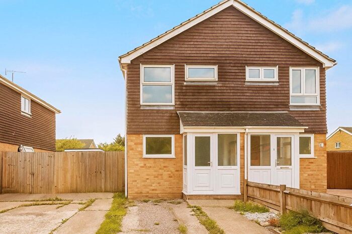 2 Bedroom Property To Rent In Green Lane, Ashford, TN23