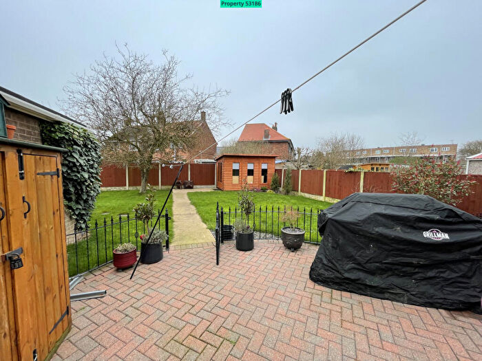 3 Bedroom Semi Detached House For Sale In Western Road, Goole, DN14