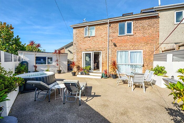 3 Bedroom Semi-Detached House For Sale In Grove Park, Torpoint, PL11
