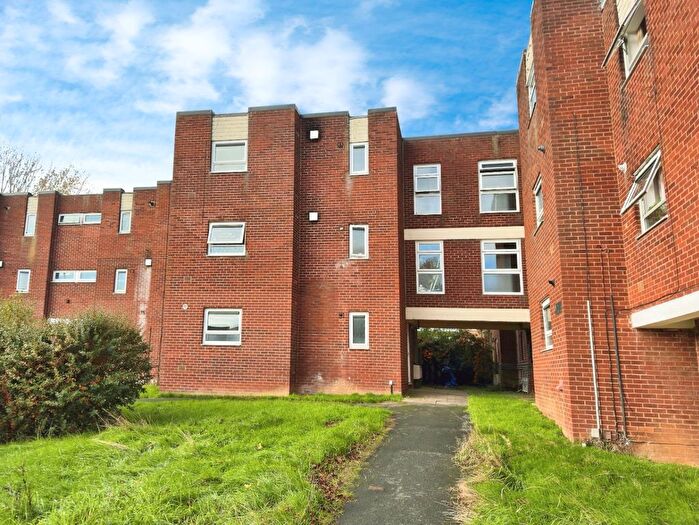 1 Bedroom Flat For Sale In Beaconsfield, Telford, Shropshire, TF3