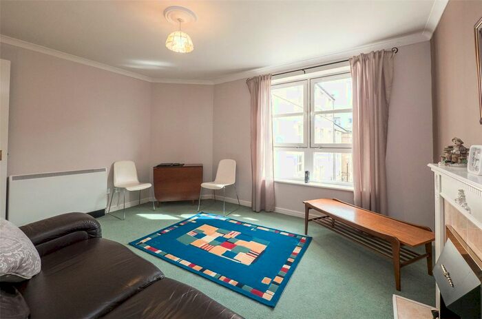 1 Bedroom Flat To Rent In Blandfield, Edinburgh, EH7