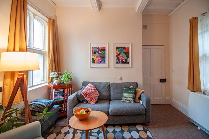 1 Bedroom Flat To Rent In Three Kings Court, Colston Street, BS1