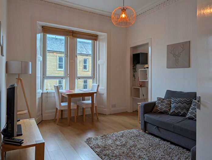 2 Bedroom Flat To Rent In Easter Road, Edinburgh, Midlothian, EH6