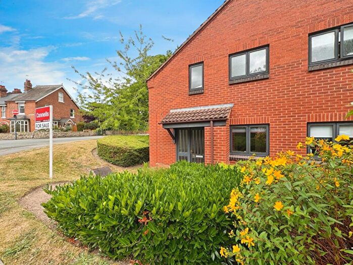 1 Bedroom End Of Terrace House For Sale In Spring Pool, Warwick, CV34