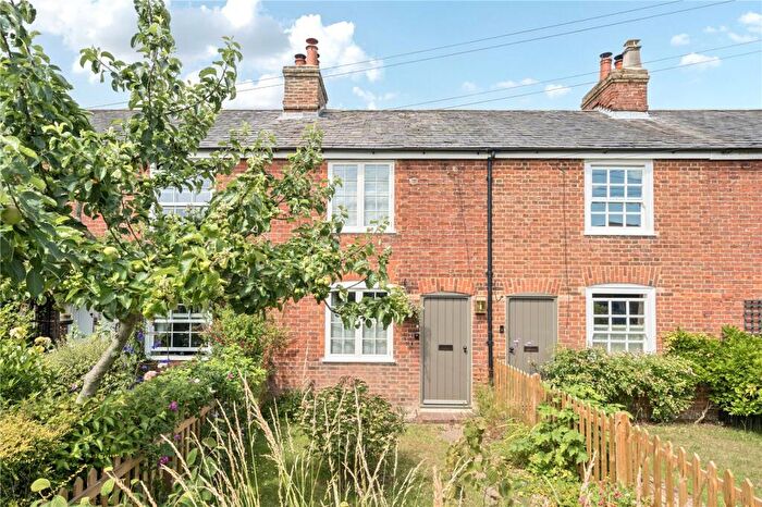 2 Bedroom Terraced House For Sale In Dunn Street, Bredhurst, Gillingham, Kent, ME7