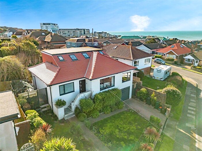 4 Bedroom Detached House For Sale In Shepham Avenue, Brighton, East Sussex, BN2