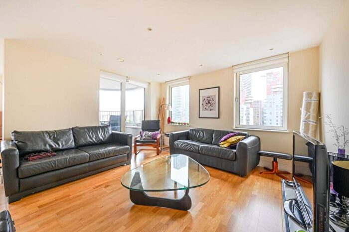 3 Bedroom Flat To Rent In Indescon Square, Canary Wharf, London, E14