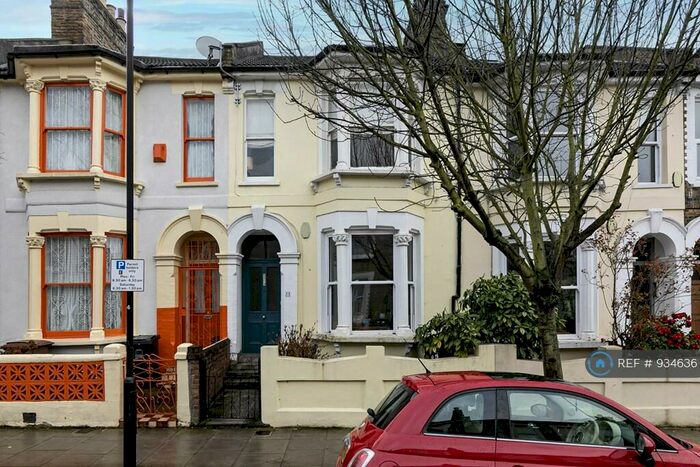 2 Bedroom Flat To Rent In Barretts Grove, London, N16
