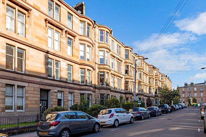 4 Bedroom Flat To Rent In Montague Street, Woodlands, G4