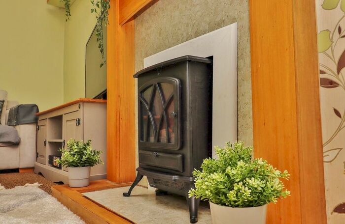 3 Bedroom Terraced House To Rent In Emsworth Road, Portsmouth, PO2