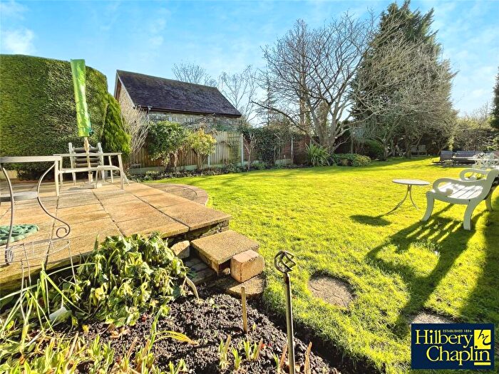 2 Bedroom Bungalow For Sale In Lower Bedfords Road, Collier Row, RM1