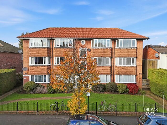 2 Bedroom Flat To Rent In Clarence Road, Wood Green, N22