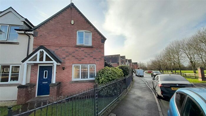 3 Bedroom End Terrace House For Sale In Neapsands Close, Fulwood, Preston, Lancashire, PR2