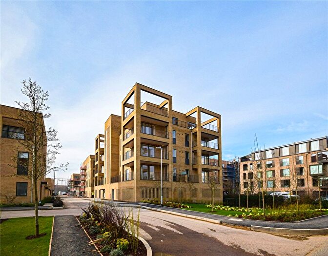 2 Bedroom Flat To Rent In Forbes Close, Trumpington, Cambridge, CB2