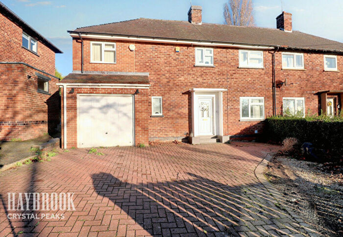 3 Bedroom Semi-Detached House For Sale In Ravenscroft Road, Sheffield, S13