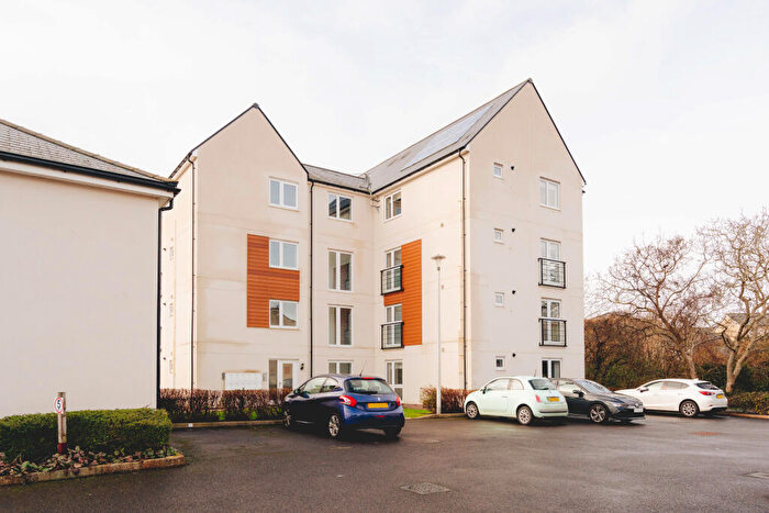 1 Bedroom Flat For Sale In Paper Mill Gardens, Portishead, Bristol, Somerset, BS20