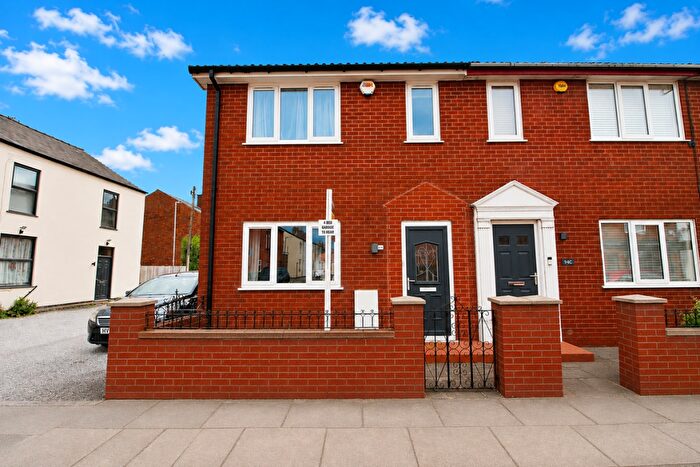 4 Bedroom End Of Terrace House For Sale In Church Street, Westhoughton, BL5