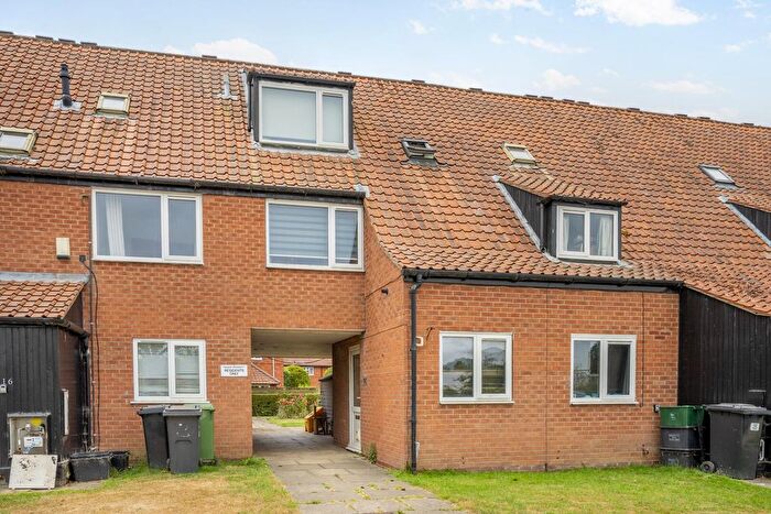 1 Bedroom Flat For Sale In Willow Bank, New Earswick, York, YO32