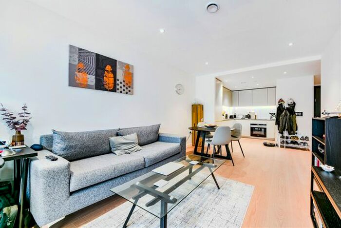 1 Bedroom Flat To Rent In Cutter Lane, Upper Riverside, Greenwich Peninsula, London, SE10