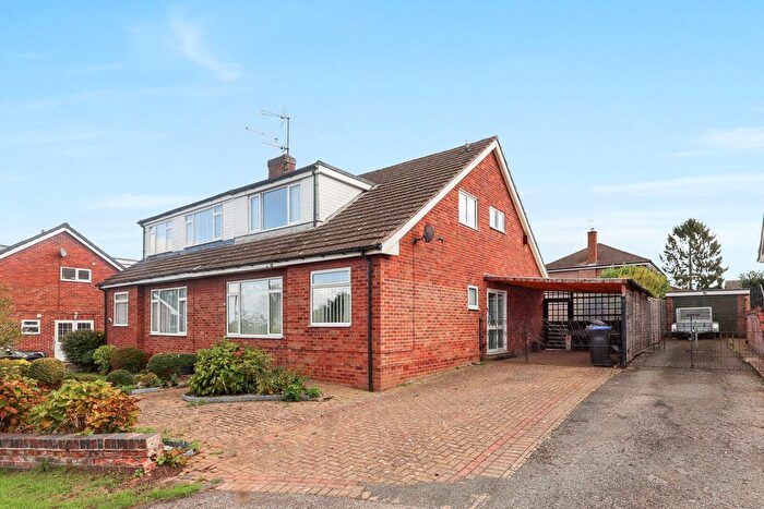 Semi-Detached House For Sale In Arnills Way, Kilsby, Rugby, CV23