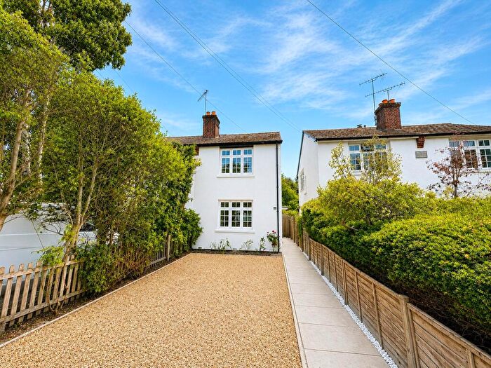 2 Bedroom Semi-Detached House For Sale In Chertsey Road, Windlesham, Surrey, GU20