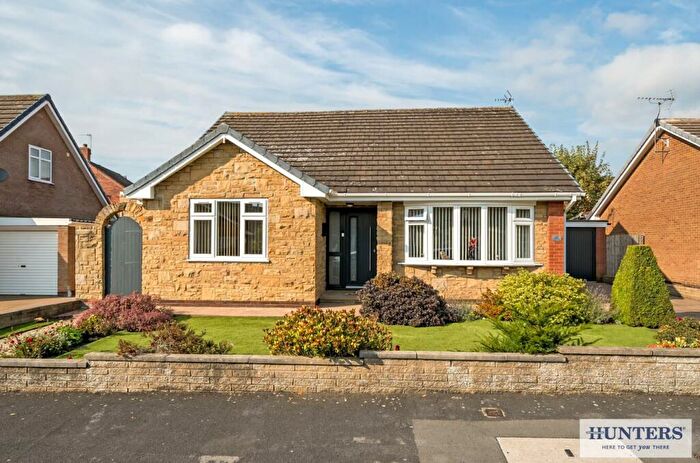 3 Bedroom Detached Bungalow For Sale In Waverley Close, Carlton, Goole, DN14