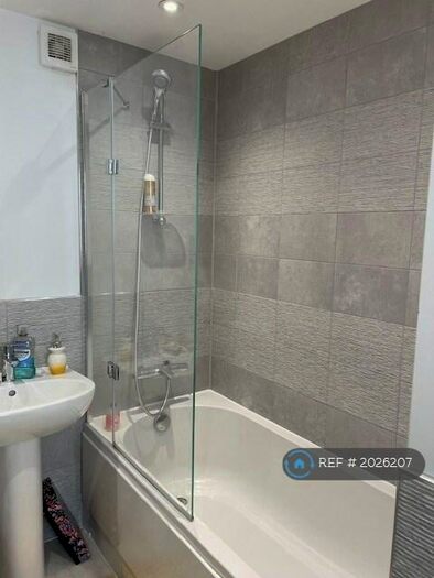 1 Bedroom Flat To Rent In Livingstone Place, St. Asaph, LL17