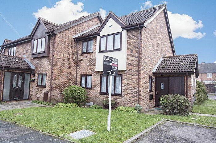 1 Bedroom Terraced House To Rent In Alpine Road, Walton-On-Thames, KT12