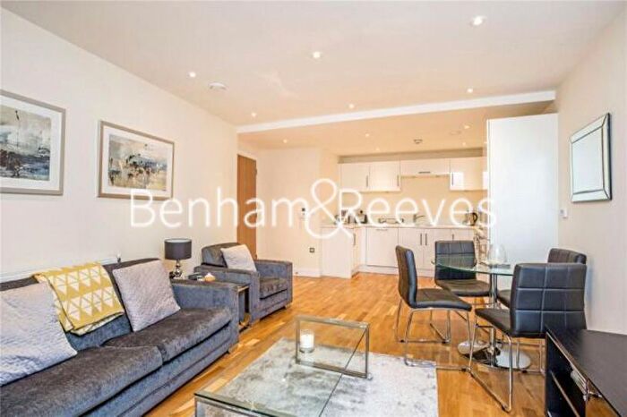 1 Bedroom Flat To Rent In Tanner Street, Bermondsey, SE1