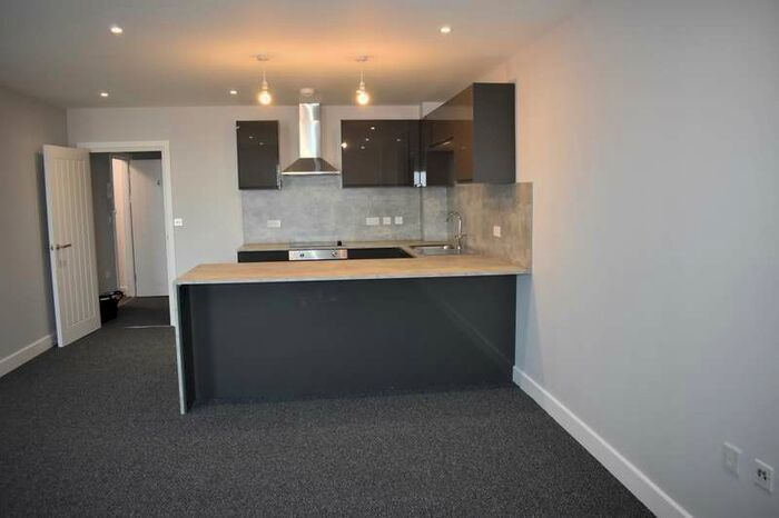 2 Bedroom Flat To Rent In Marine Terrace, Margate, CT9