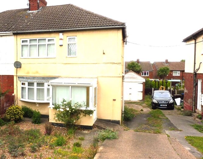 3 Bedroom Semi-detached House For Sale In Wath Road, Brampton, S73