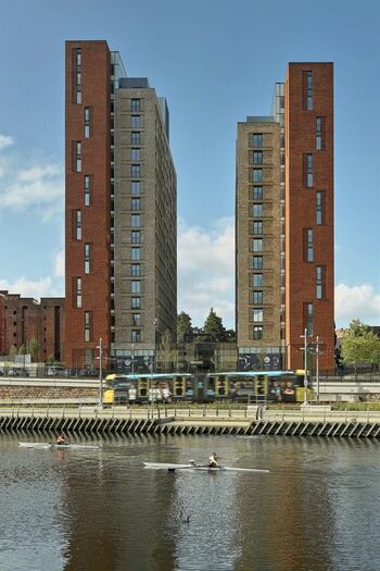 2 Bedroom Flat To Rent In Trafford Wharf Road, Trafford Park, Manchester, M17