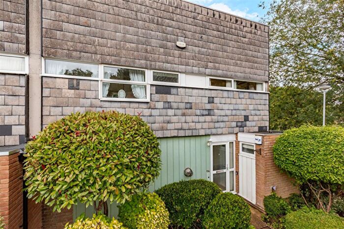 3 Bedroom End Of Terrace House For Sale In Punch Croft, New Ash Green, DA3