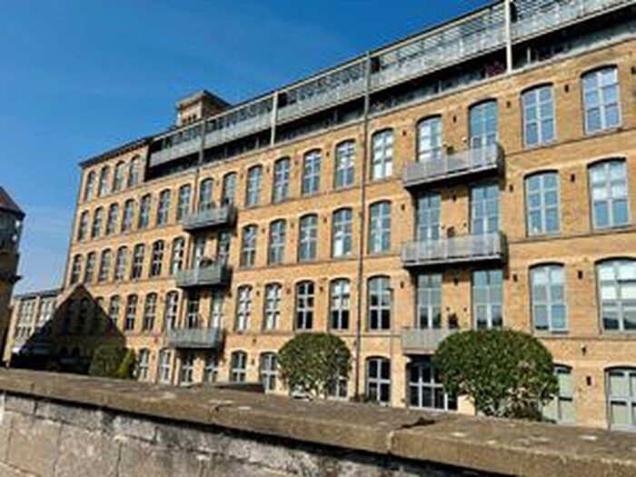 2 Bedroom Flat To Rent In Valley Mill, Park Road, Elland, HX5