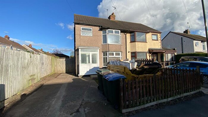 3 Bedroom Semi-Detached House To Rent In Pine Tree Avenue, Tile Hill, Coventry, CV4