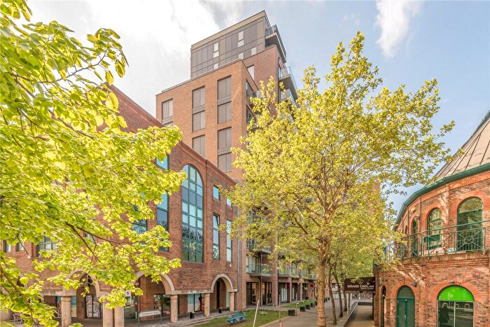 1 Bedroom Flat To Rent In Turnberry Quay, London, E14