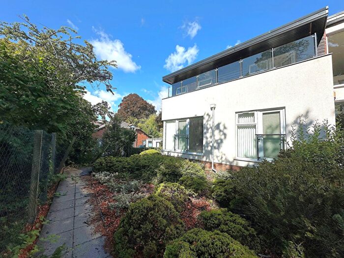 2 Bedroom Flat For Sale In Teign House, Kingsteignton Road, Newton Abbot, TQ12