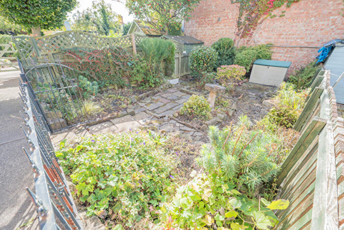 2 Bedroom Terraced House To Rent In Elder Grove, Low Fell, Gateshead, NE9