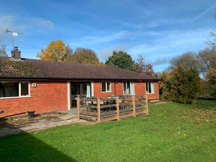 5 Bedroom Detached Bungalow For Sale In Leicestershire, Knaptoft, LE17