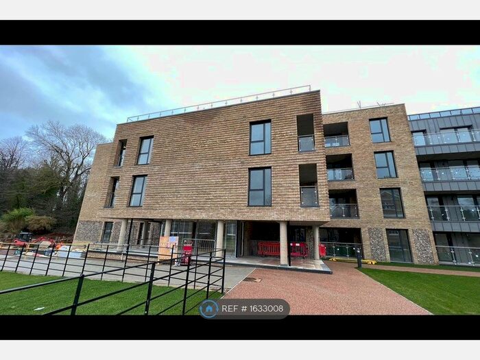 2 Bedroom Flat To Rent In Ashley Road, Epsom, KT18