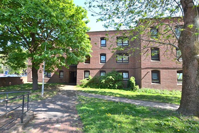 4 Bedroom Flat For Sale In St. Nicholas Court, Gloucester, Gloucestershire, GL1