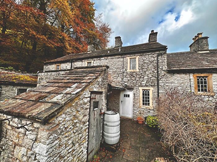 1 Bedroom Cottage For Sale In Ravensdale Cottages, Cressbrook, Buxton, SK17