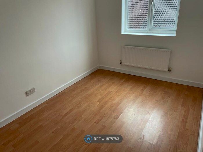 2 Bedroom Flat To Rent In Rice Lane, Liverpool, L9