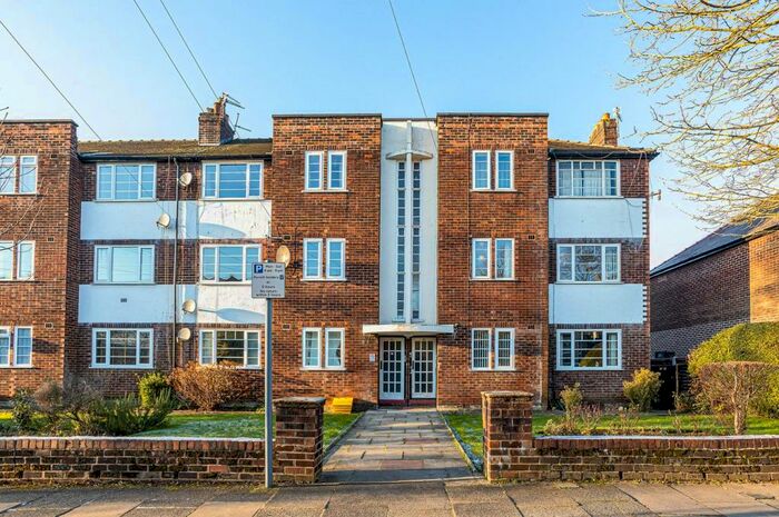 1 Bedroom Apartment To Rent In Springfield Road, Sale, Cheshire, M33