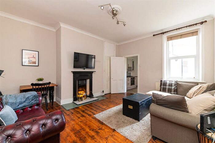 2 Bedroom Flat To Rent In Mayfair Road, Jesmond, Newcastle Upon Tyne, NE2