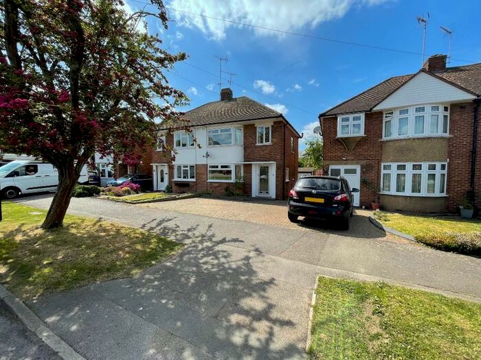 3 Bedroom Semi-Detached House To Rent In Wroxham Gardens, Potters Bar, Hertfordshire, EN6