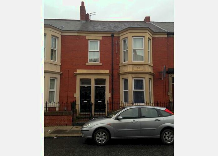 2 Bedroom Flat To Rent In Wingrove Avenue, Fenham, Fenham, Tyne And Wear, NE4