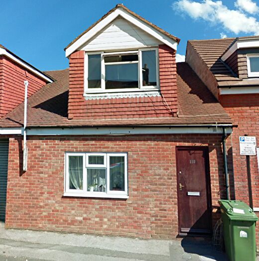 Flat To Rent In Lyon Street, Southampton, SO14